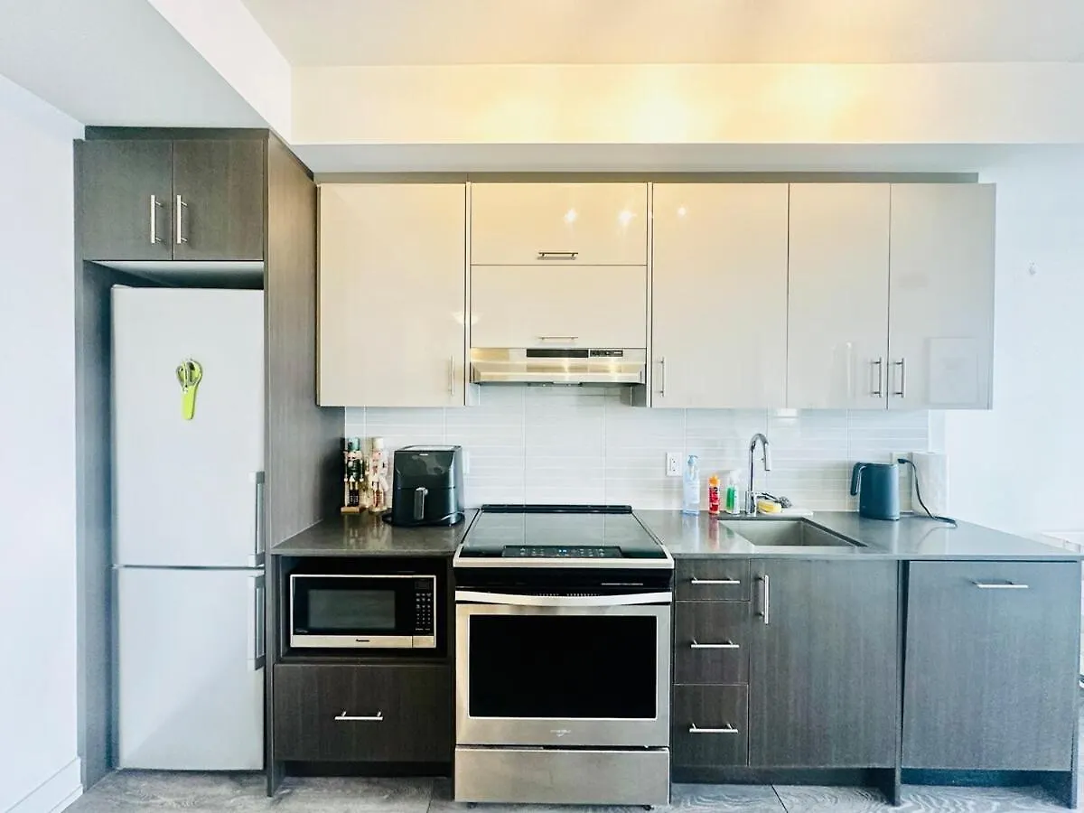 Apartment Super View Condo Next To 404Hwy & Fairview Mall Toronto
